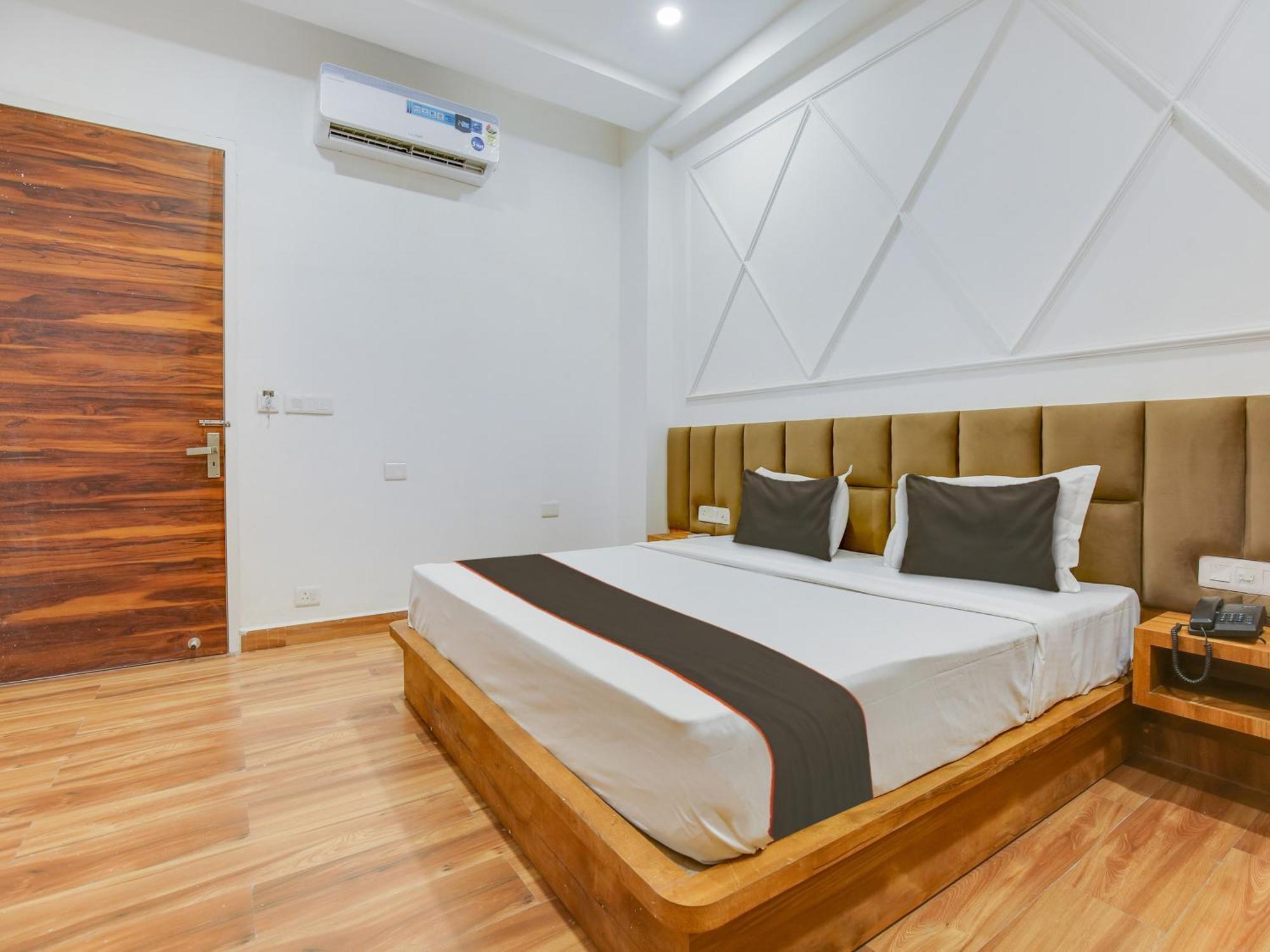 Fabhotel Amar Villa Amritsar Bagian luar foto